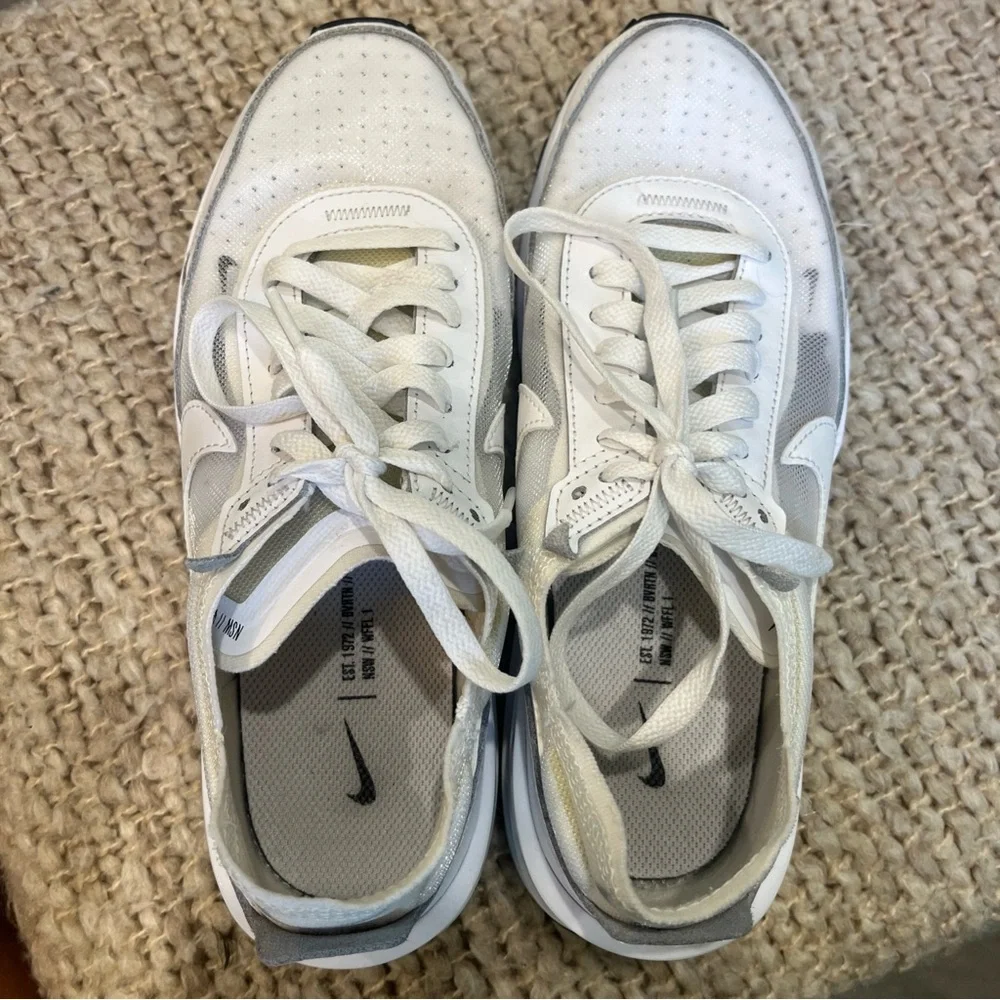 Nike Women’s‎ Size 7 Waffle One Athletic Sneakers DC2533-103 White Mesh Lace Up